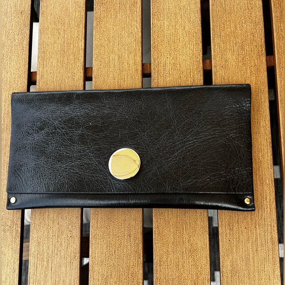 ⚫️ Ṁȯṡṡ Ṁi̇l̇l̇ṡ LEATHER Walker Disc Clutch ⚫️ - Picture 5 of 7